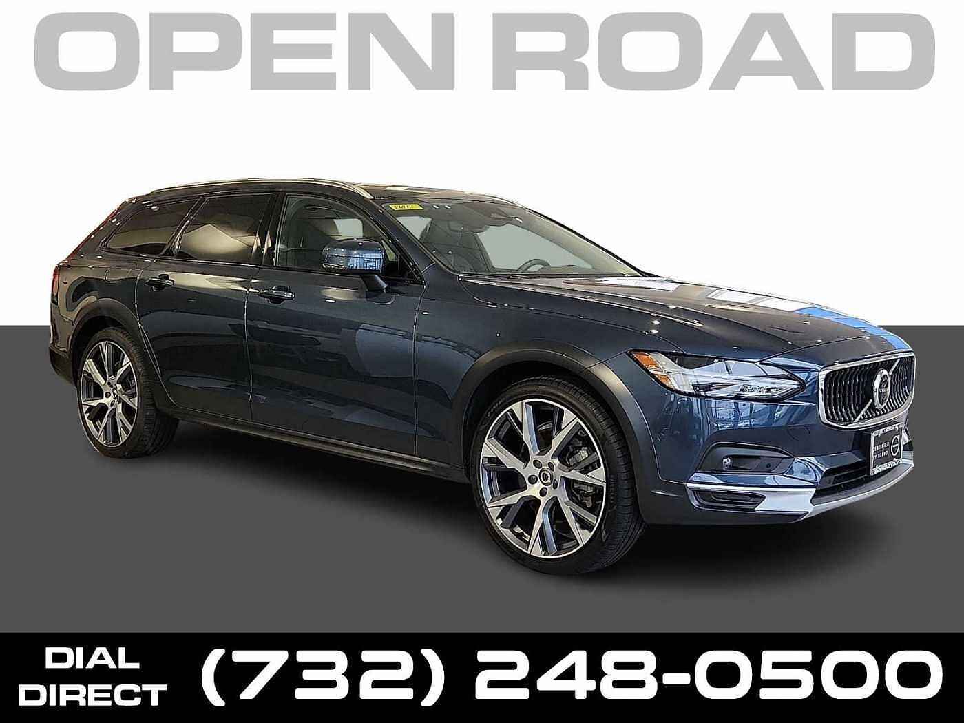 2025 VOLVO V90CC