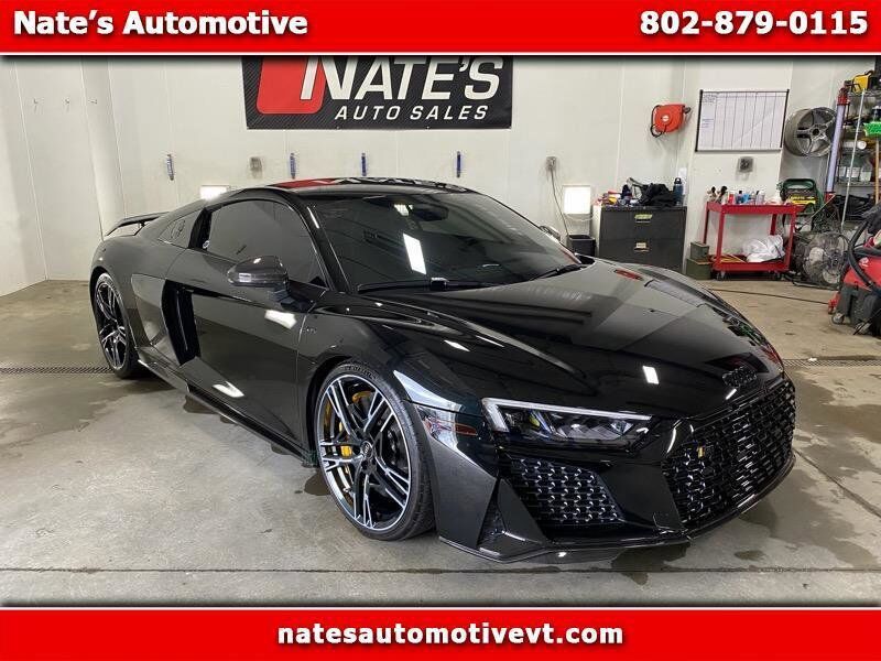 2023 AUDI R8