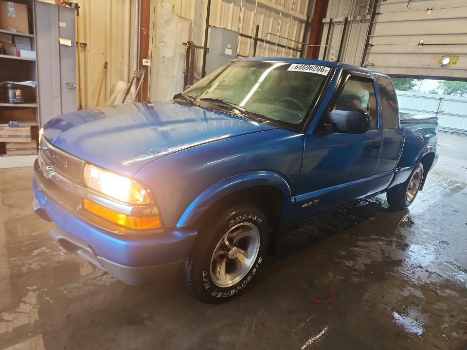 2000 CHEVROLET S-10 Pickup