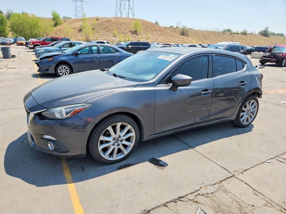2016 MAZDA Mazda3