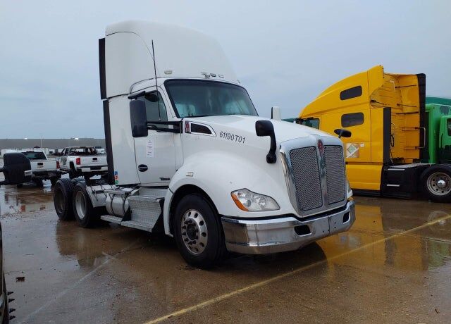 2016 KENWORTH T680