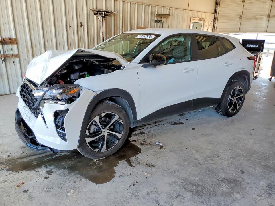 2026 CHEVROLET Trax