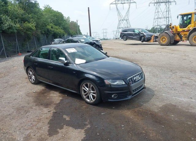 2010 AUDI S4