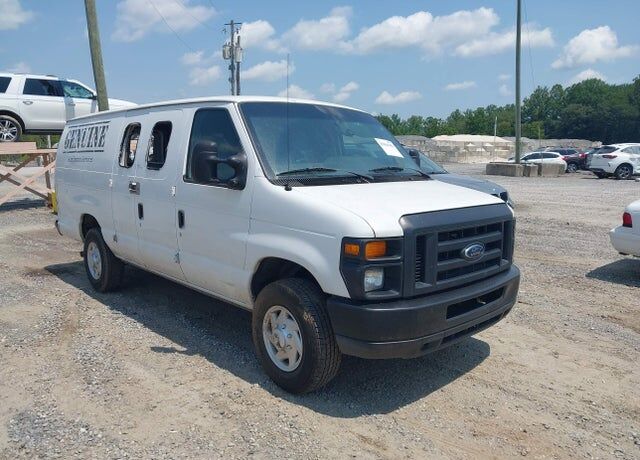2012 FORD E-350