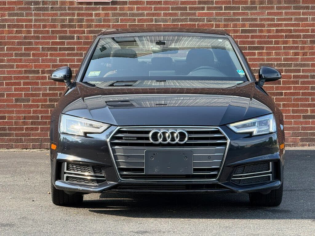 2017 AUDI A4
