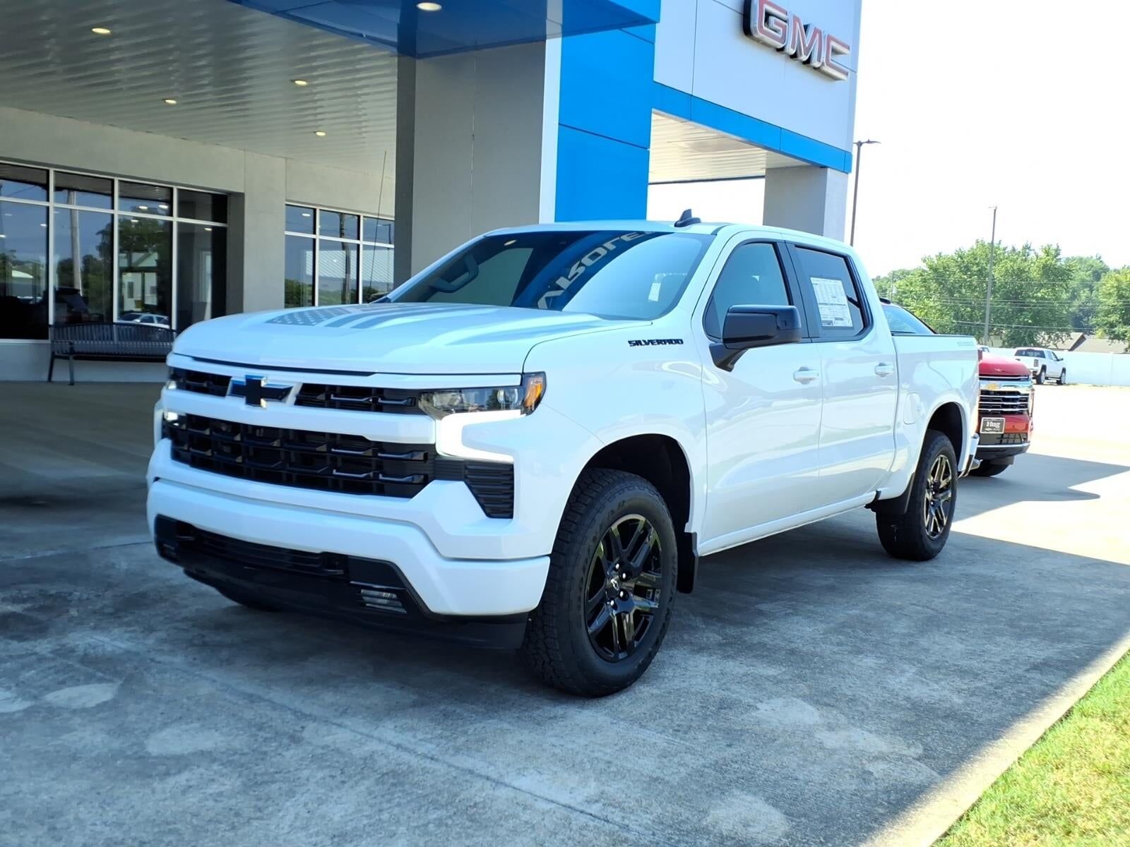 2026 CHEVROLET Silverado
