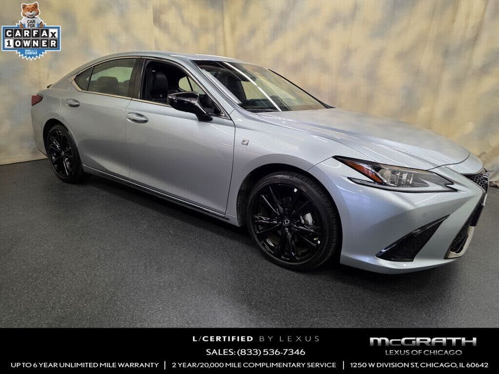 2025 LEXUS ES