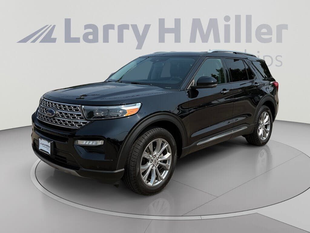 2021 FORD Explorer