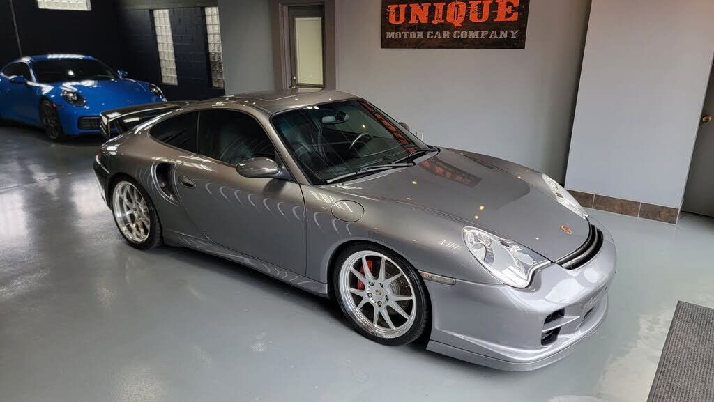 2002 PORSCHE 911