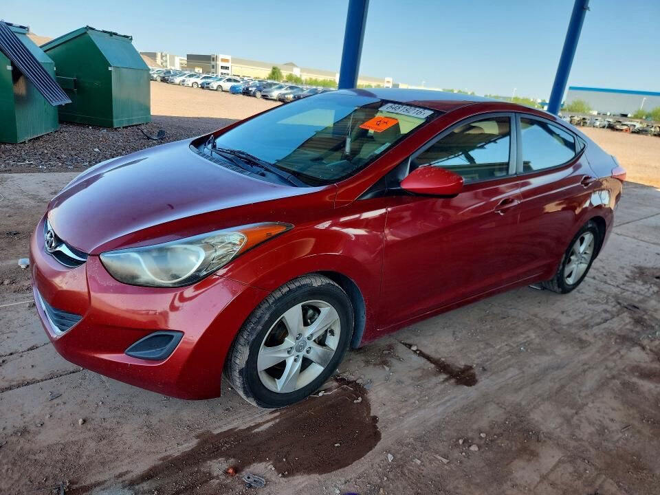 2011 HYUNDAI Elantra