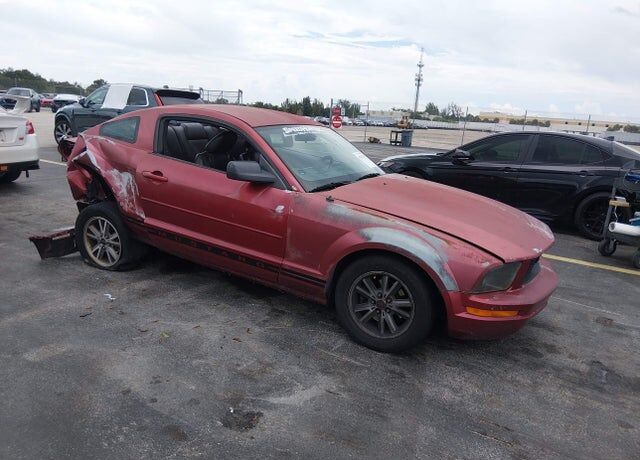 2005 FORD Mustang