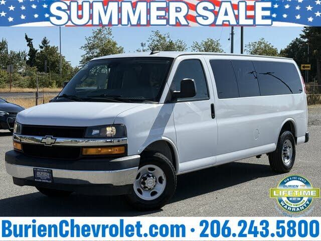 2020 CHEVROLET Express
