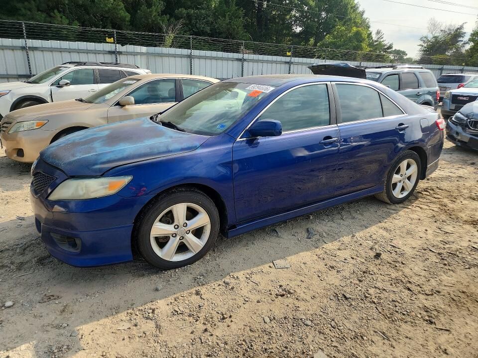 2010 TOYOTA Camry