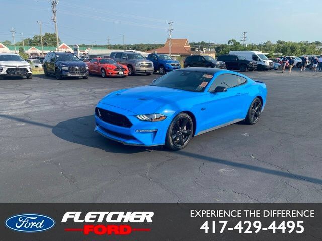 2022 FORD Mustang