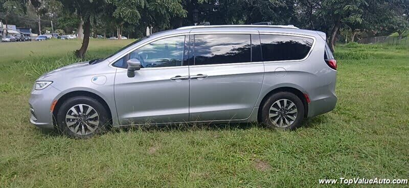 2021 CHRYSLER Pacifica