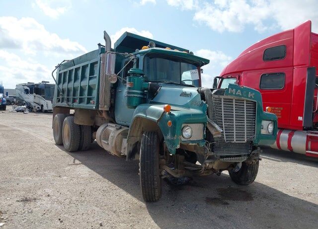 1989 MACK R