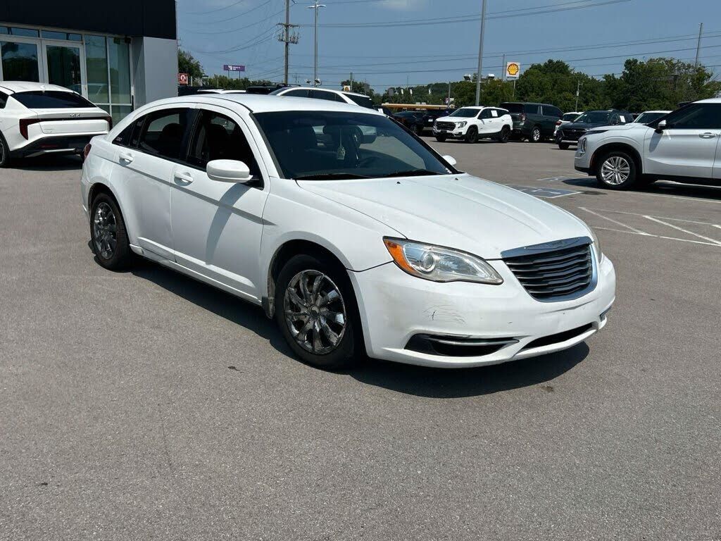 2014 CHRYSLER 200