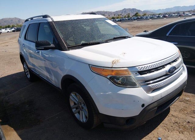 2013 FORD Explorer