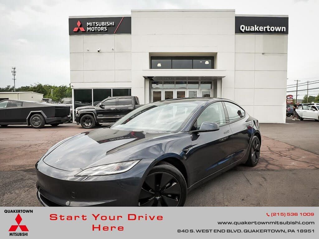 2024 TESLA Model 3