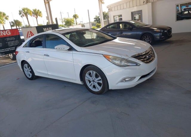 2011 HYUNDAI Sonata