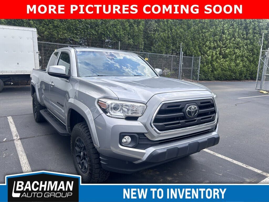 2019 TOYOTA Tacoma