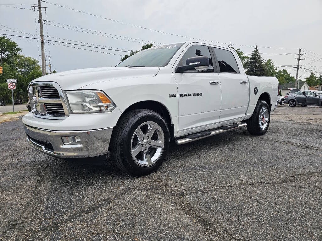 2011 DODGE Ram