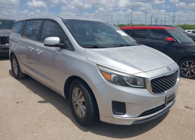 2016 KIA Sedona