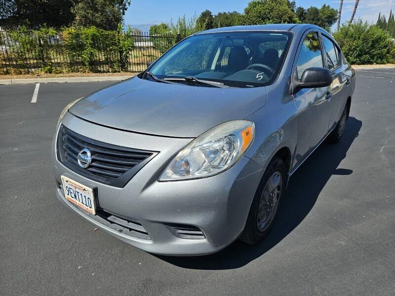 2014 NISSAN Versa