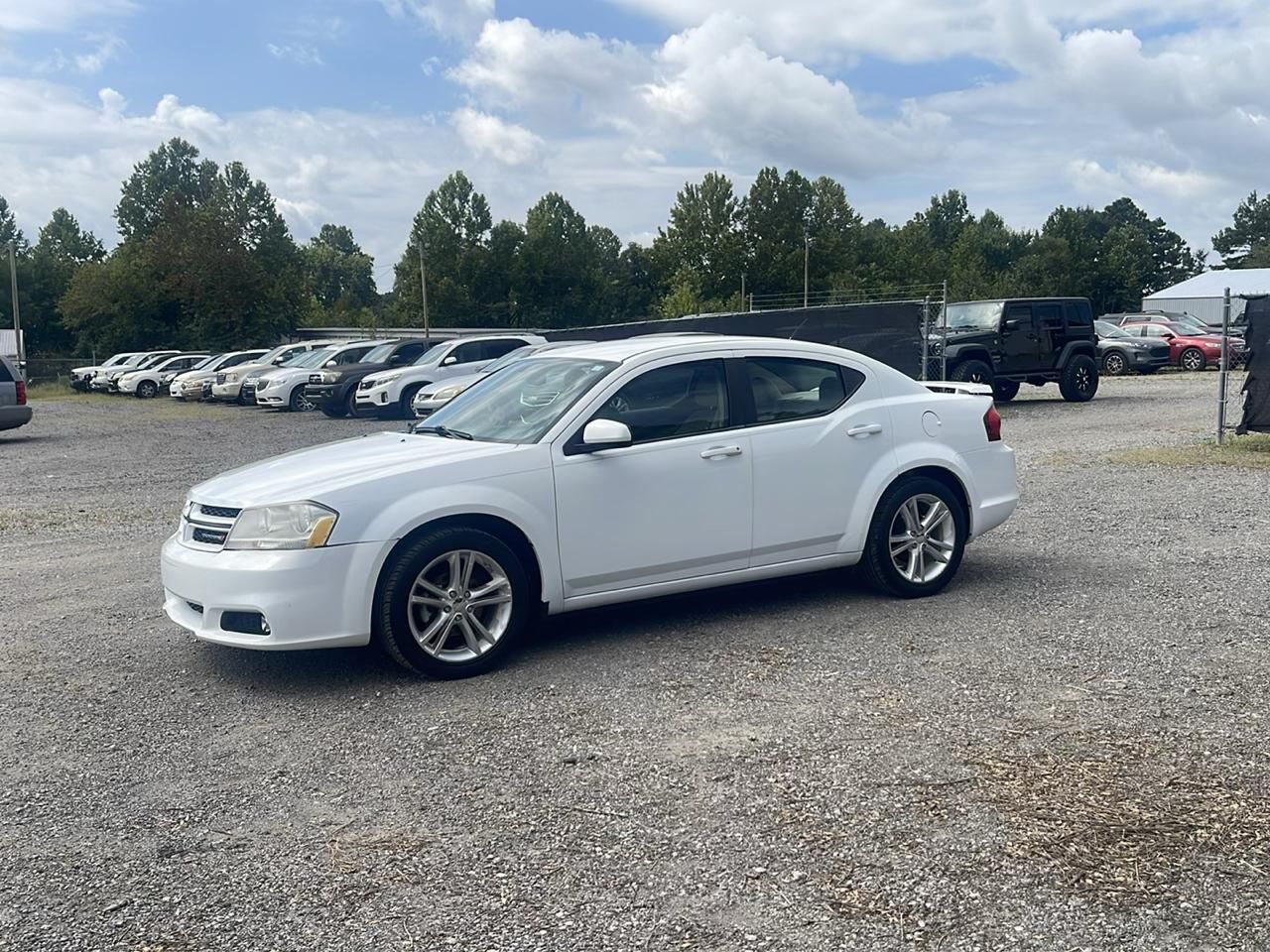 2013 DODGE Avenger