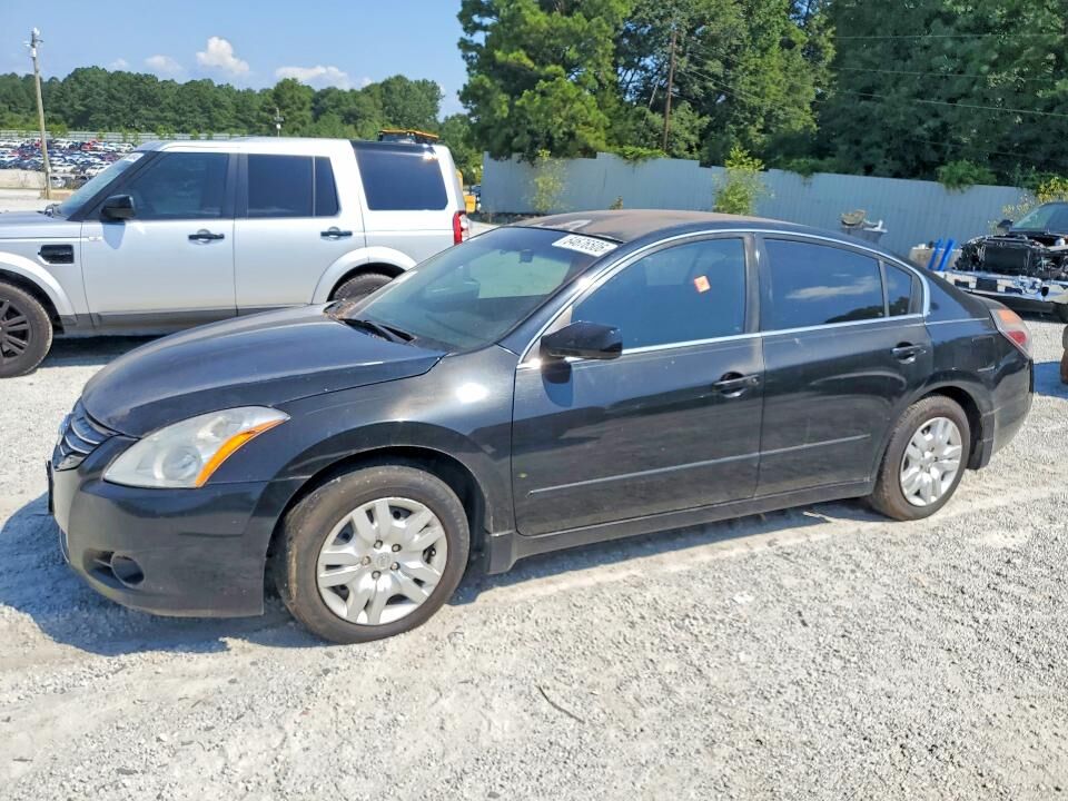 2011 NISSAN Altima