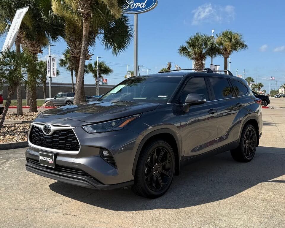 2023 TOYOTA Highlander
