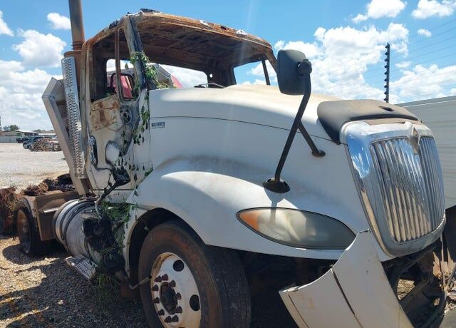 2014 INTERNATIONAL LF677