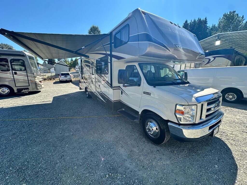 2013 FORD E-450