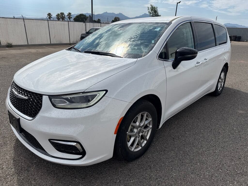 2024 CHRYSLER Pacifica