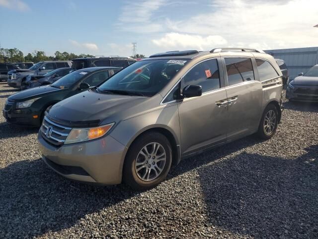 2013 HONDA Odyssey