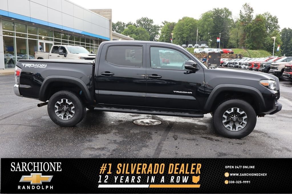 2020 TOYOTA Tacoma
