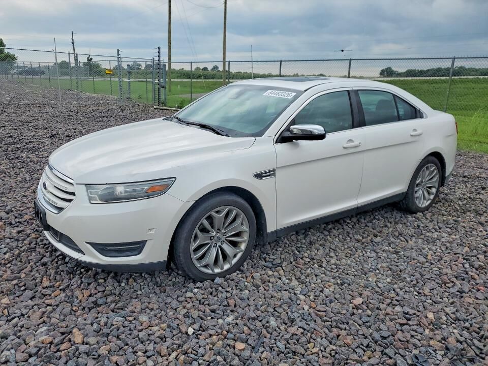 2013 FORD Taurus