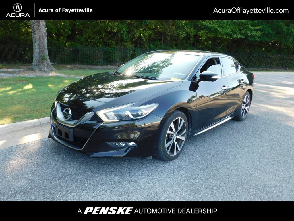 2017 NISSAN Maxima