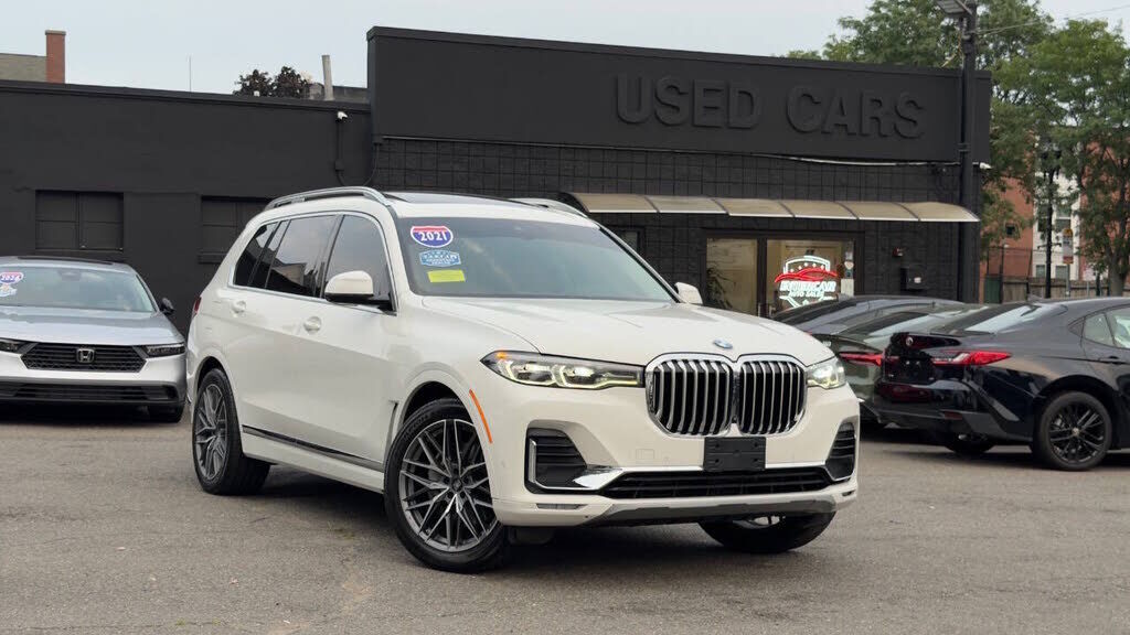 2021 BMW X7