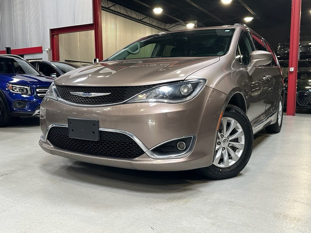 2018 CHRYSLER Pacifica