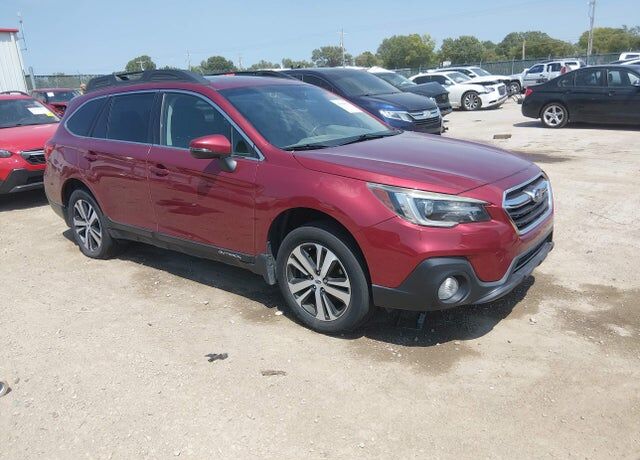2018 SUBARU Outback