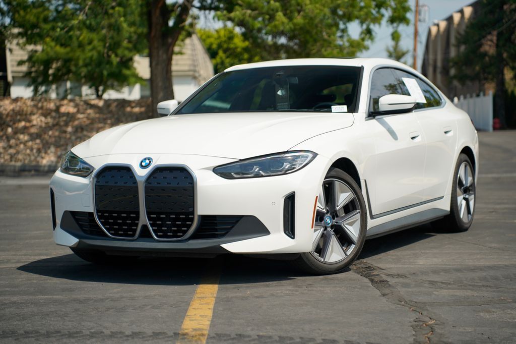 2024 BMW i4