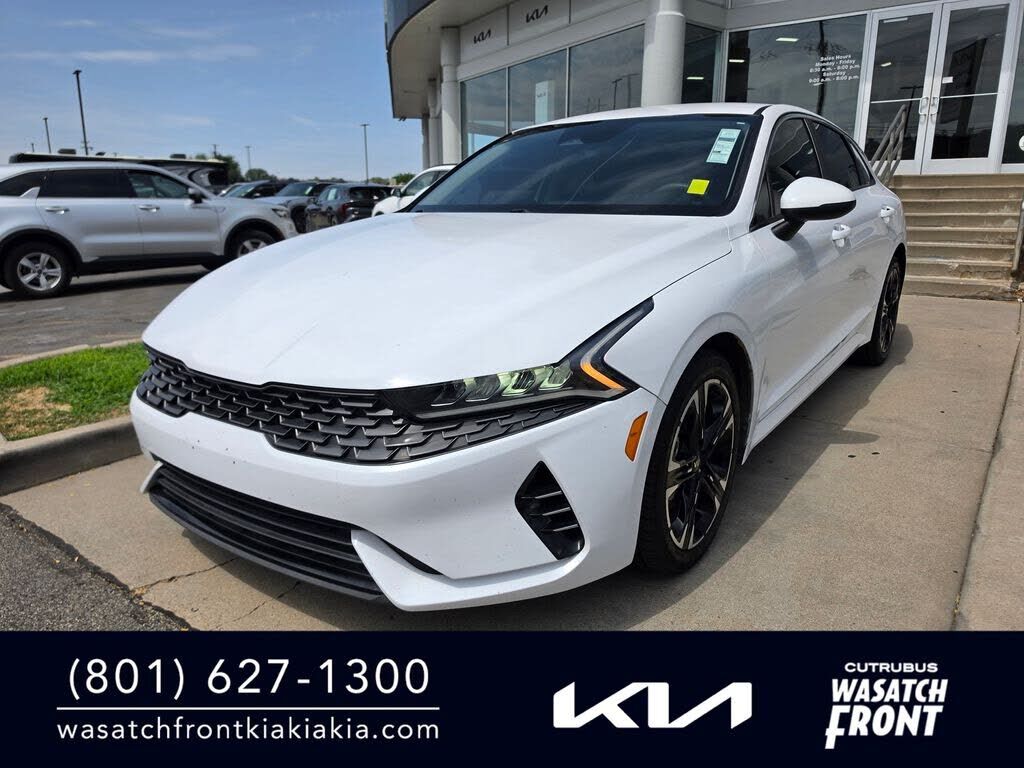 2022 KIA K5
