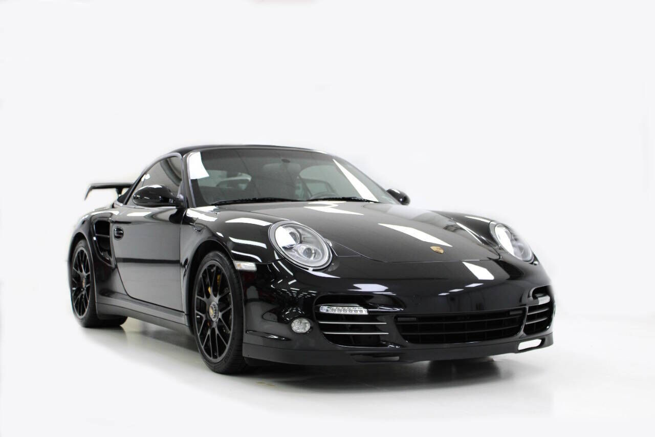 2011 PORSCHE 911