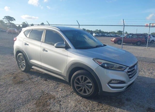 2017 HYUNDAI Tucson