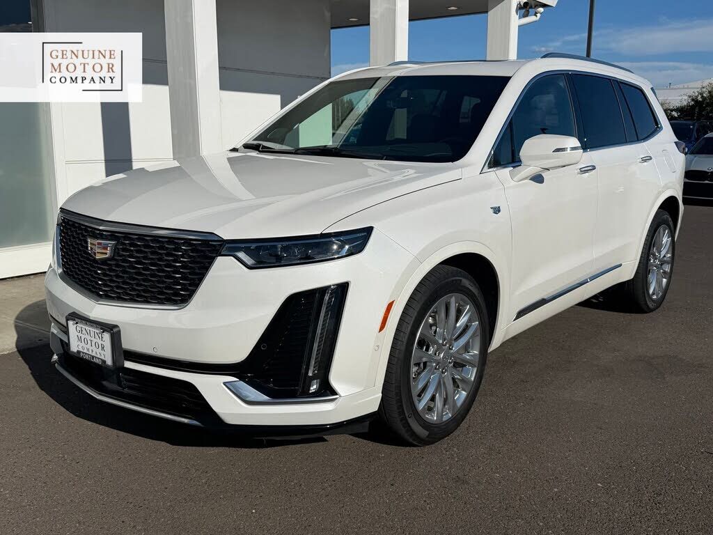 2022 CADILLAC XT6