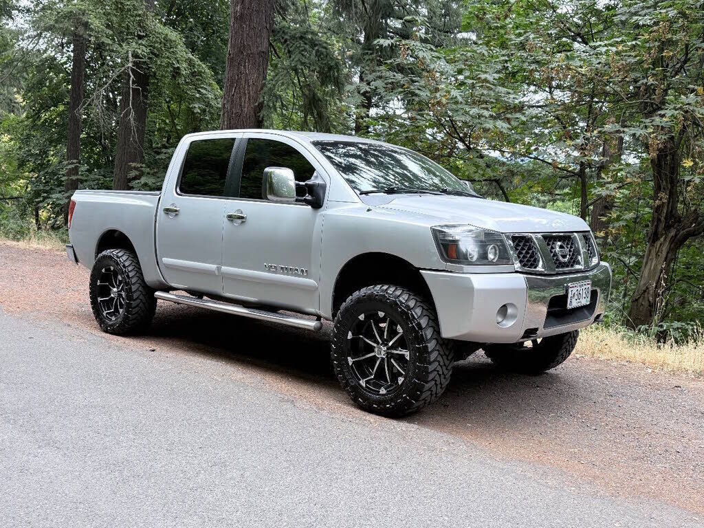 2006 NISSAN Titan