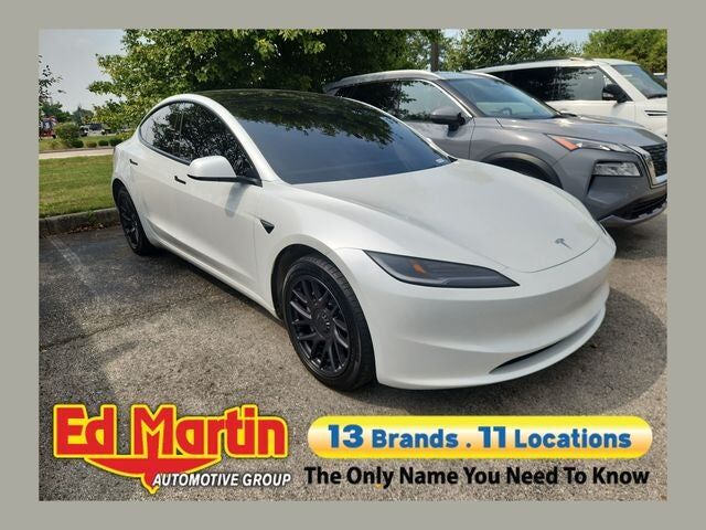 2025 TESLA Model 3