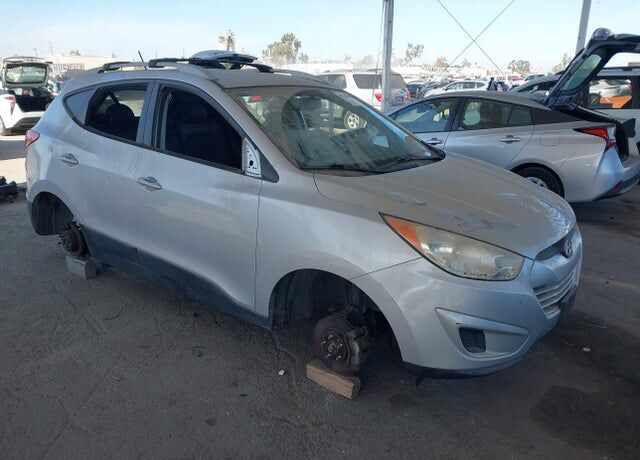 2012 HYUNDAI Tucson