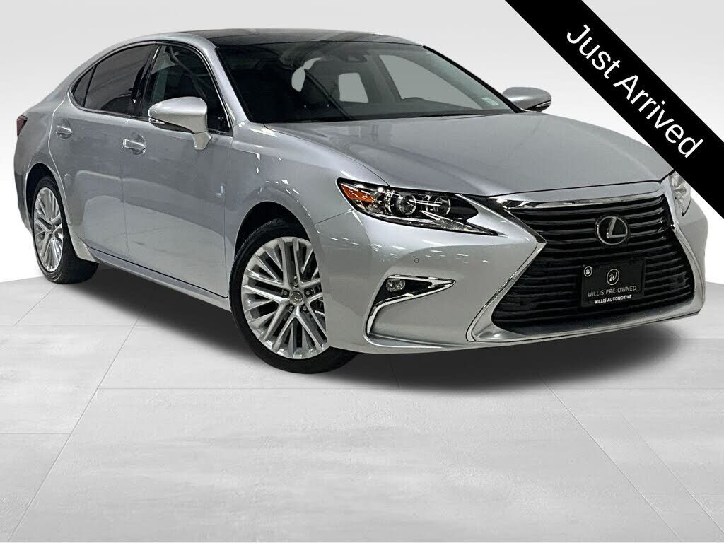 2017 LEXUS ES